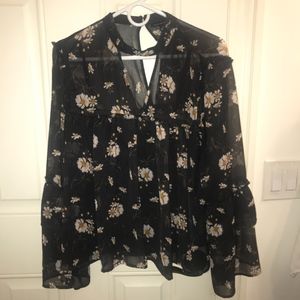 American Eagle Floral Print Choker Bell Sleeve Top